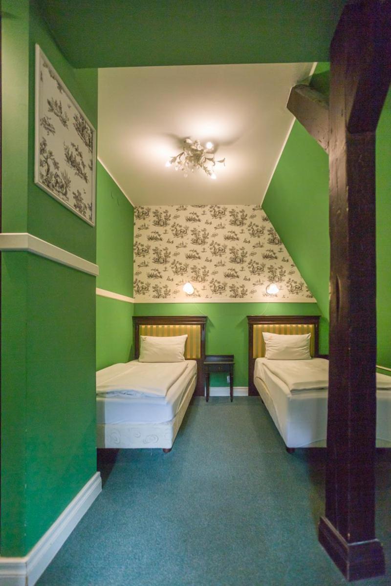 Hotel Fryderyk Душники-Здруй Екстер'єр фото
