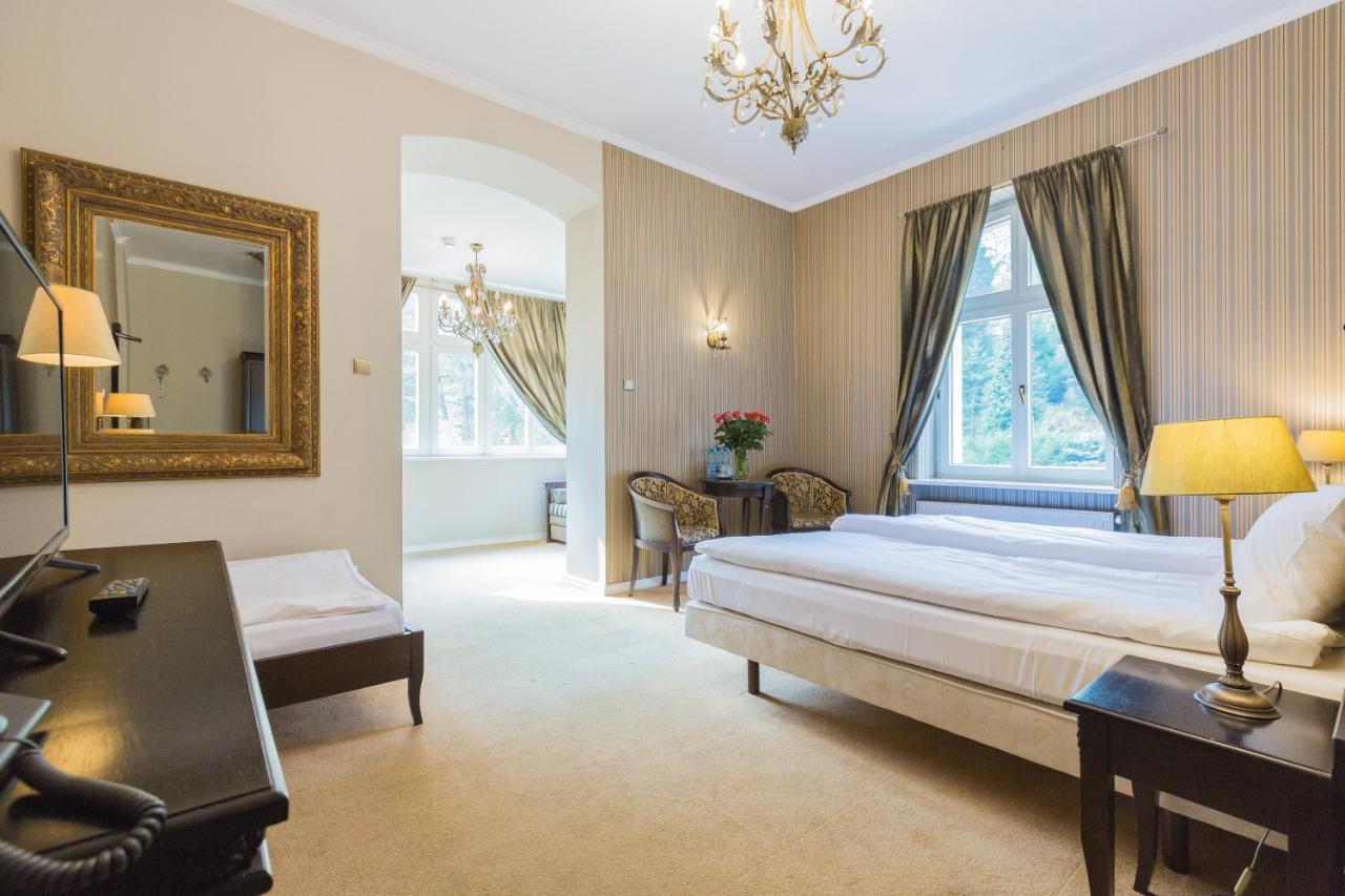 Hotel Fryderyk Душники-Здруй Номер фото